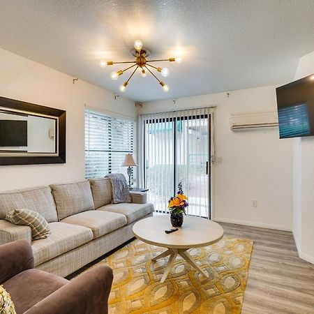 Vacation Rental Near Las Vegas Strip With Pool! Bagian luar foto