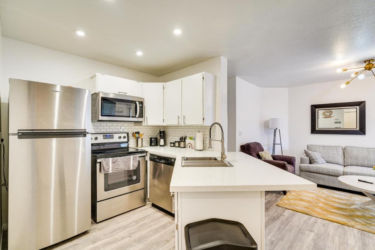 Vacation Rental Near Las Vegas Strip With Pool! Bagian luar foto