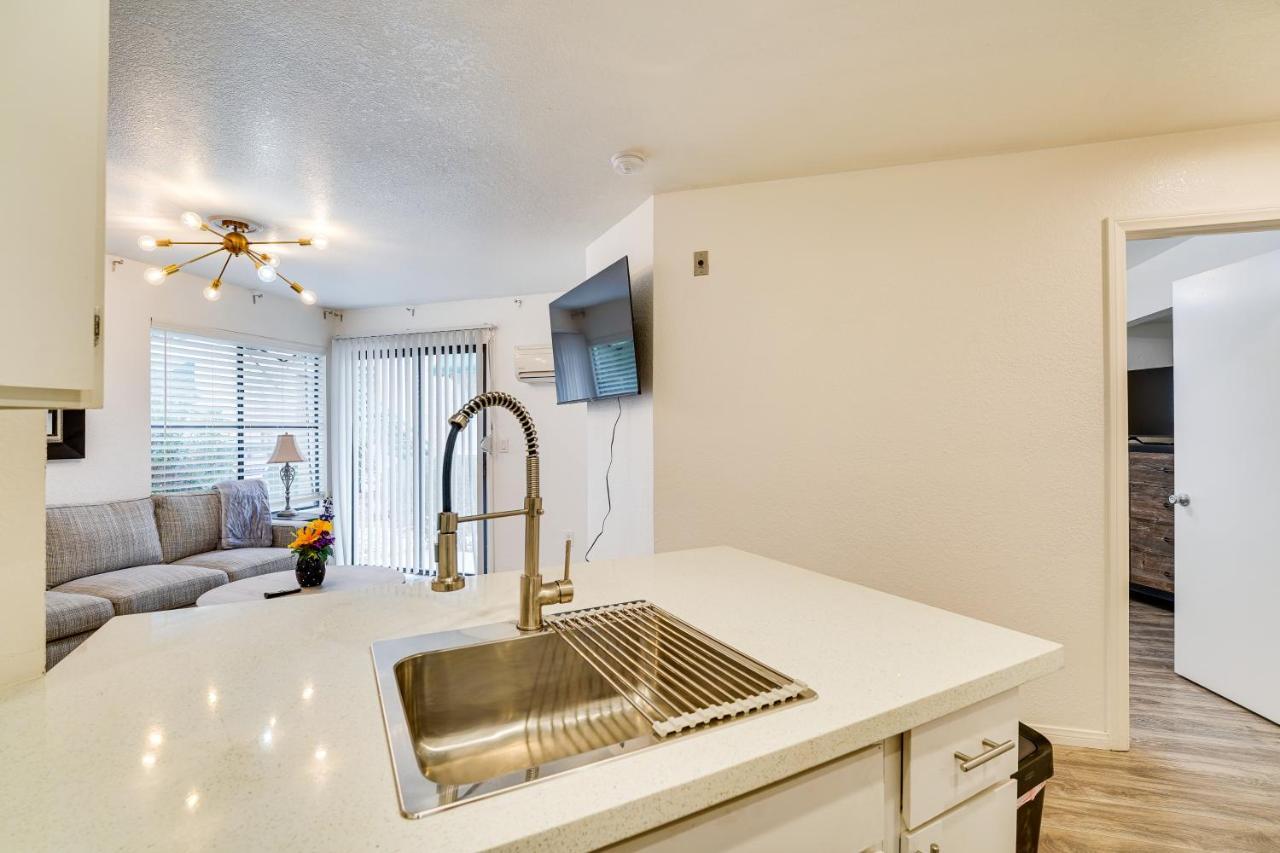 Vacation Rental Near Las Vegas Strip With Pool! Bagian luar foto