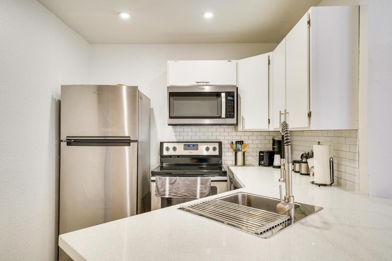 Vacation Rental Near Las Vegas Strip With Pool! Bagian luar foto